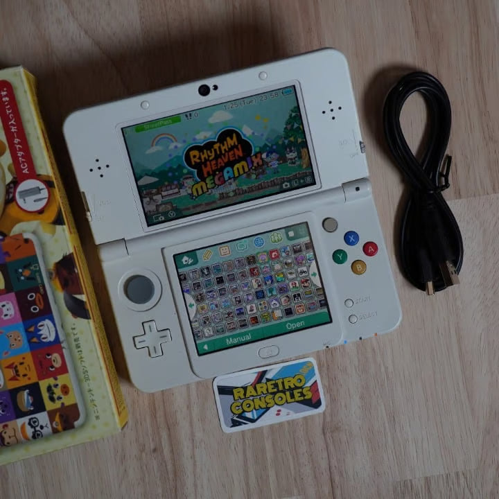 RARE New Nintendo 3DS W/ Animal Crossing No. 68 Plates W/ 32GB, Charger & Games