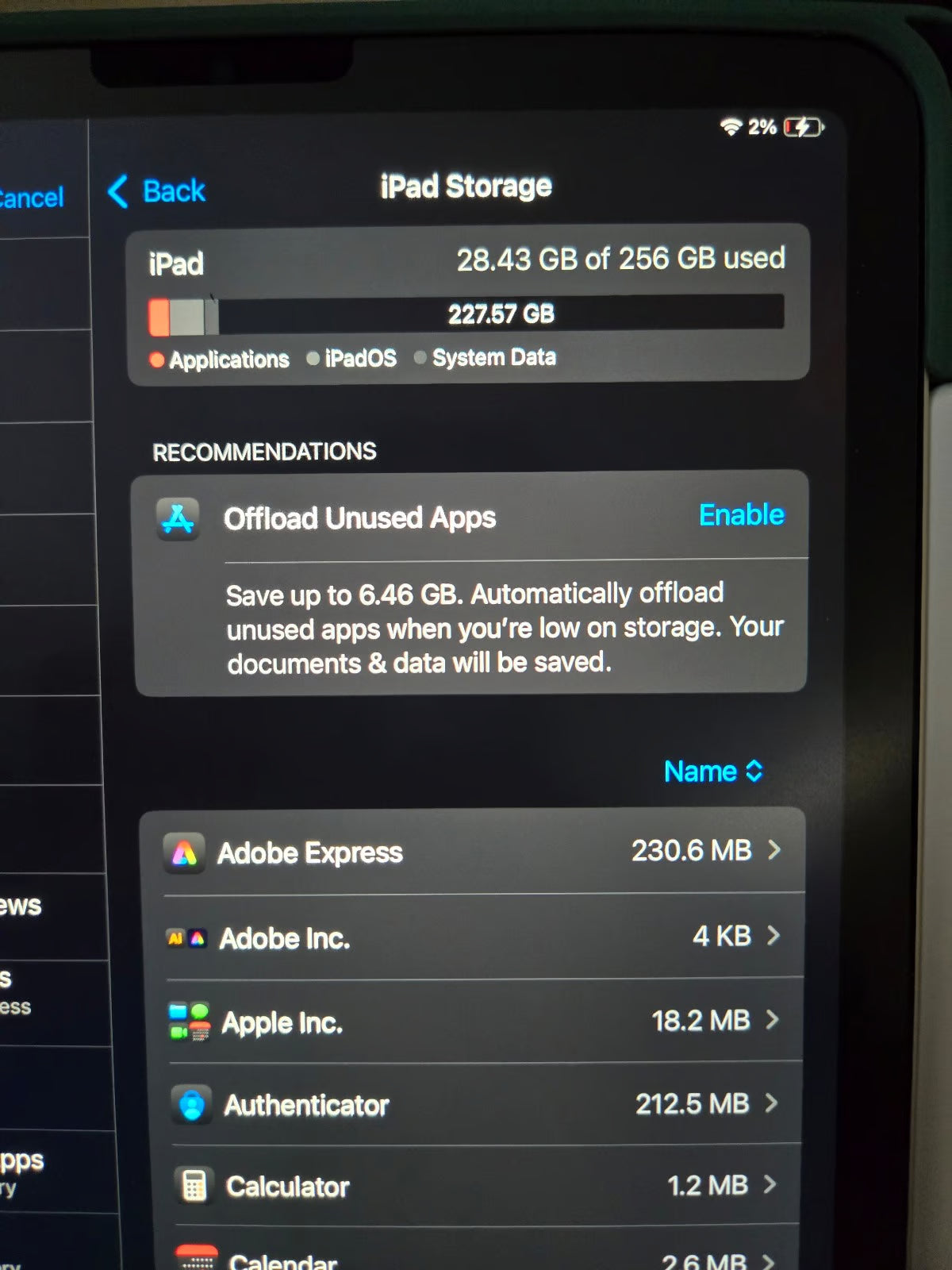 Apple iPad Air 5th Generation 256 GB in Starlight with Apple Pencil 2nd Gen 1P52