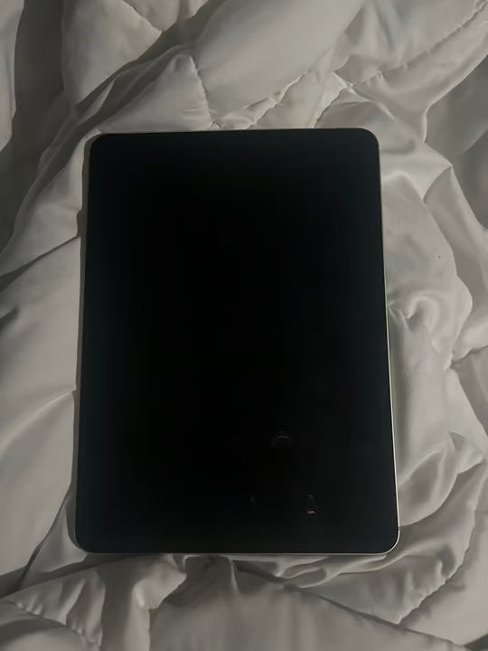 Apple iPad Air 5th Generation 64 GB 8M36
