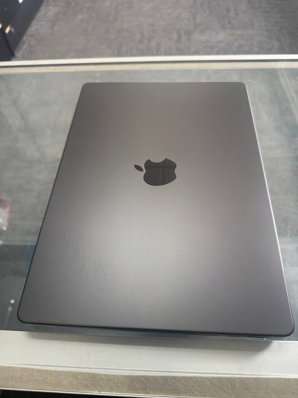 MacBook Pro 2023 M3 Pro 14 inch 8Z71