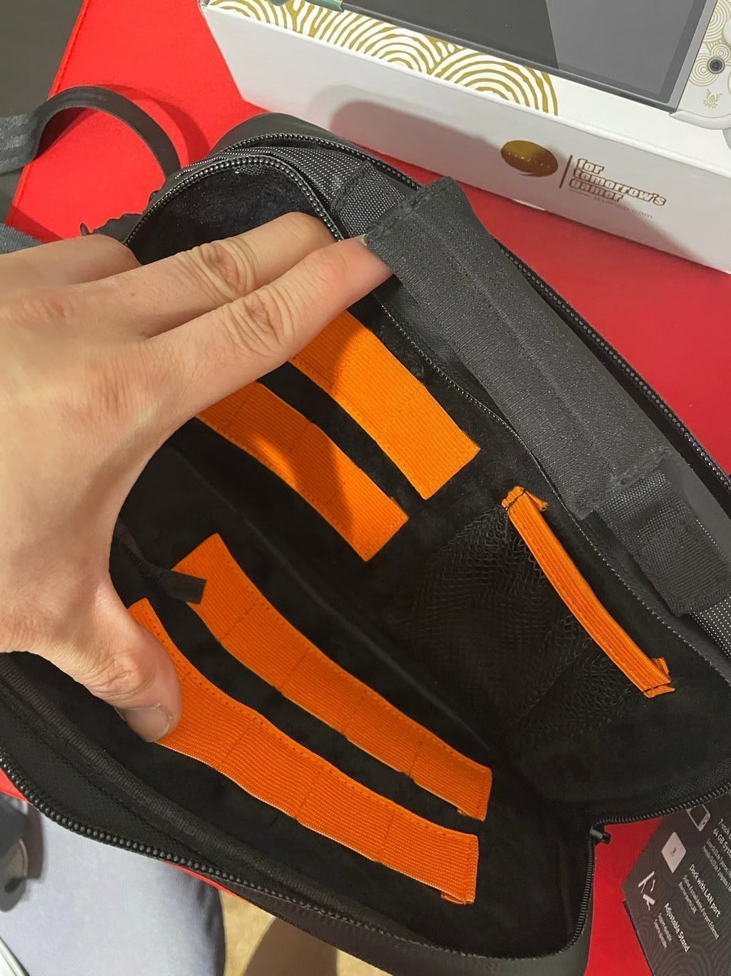 zelda tears of the kingdom Nintendo switch oled special edition + travel bag 2W89