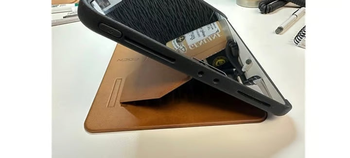 Apple Ipad Pro 11 3rd Generation with Cover/Keyboard and Pencil 6W83