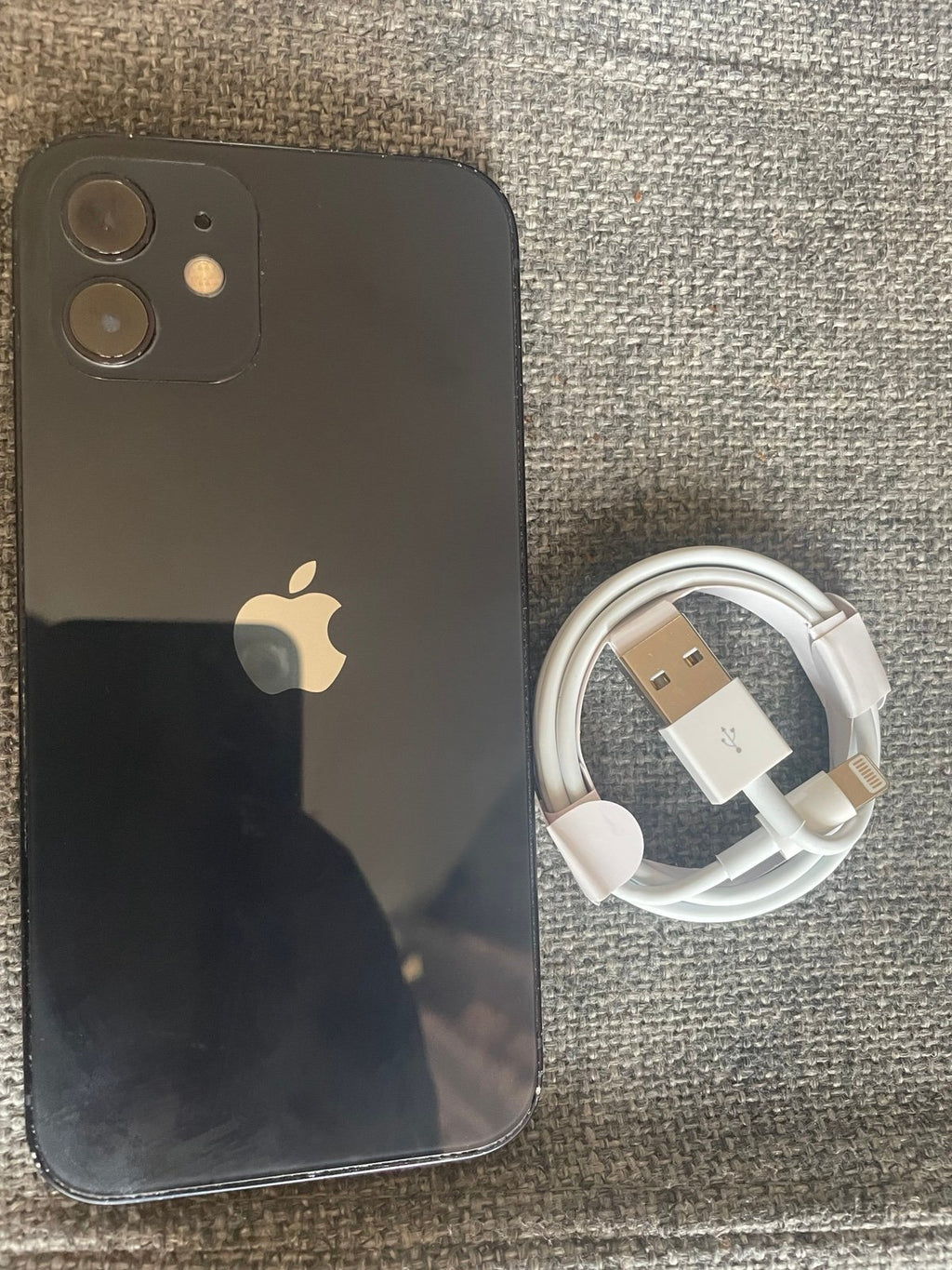 Apple iPhone 12 64GB Fully Unlocked 9V37