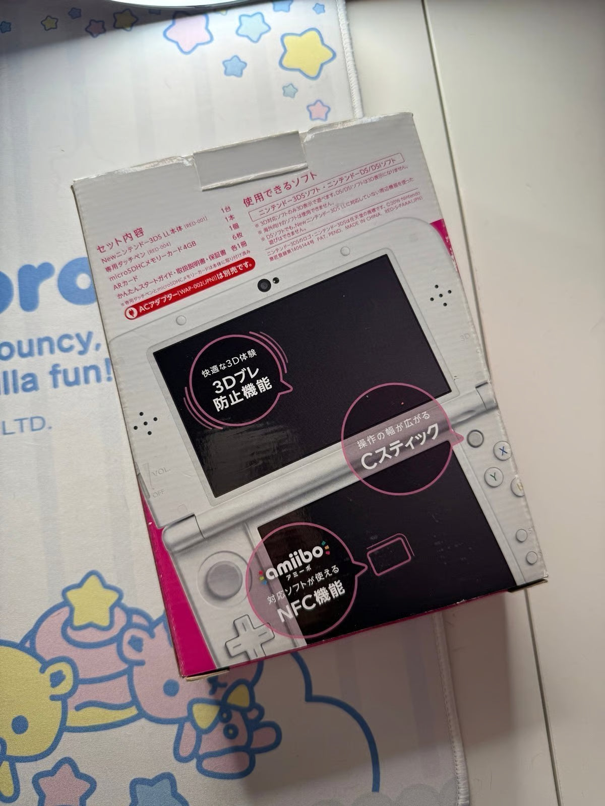 New Nintendo 3DS XL in Pink w/ 256gb sd card