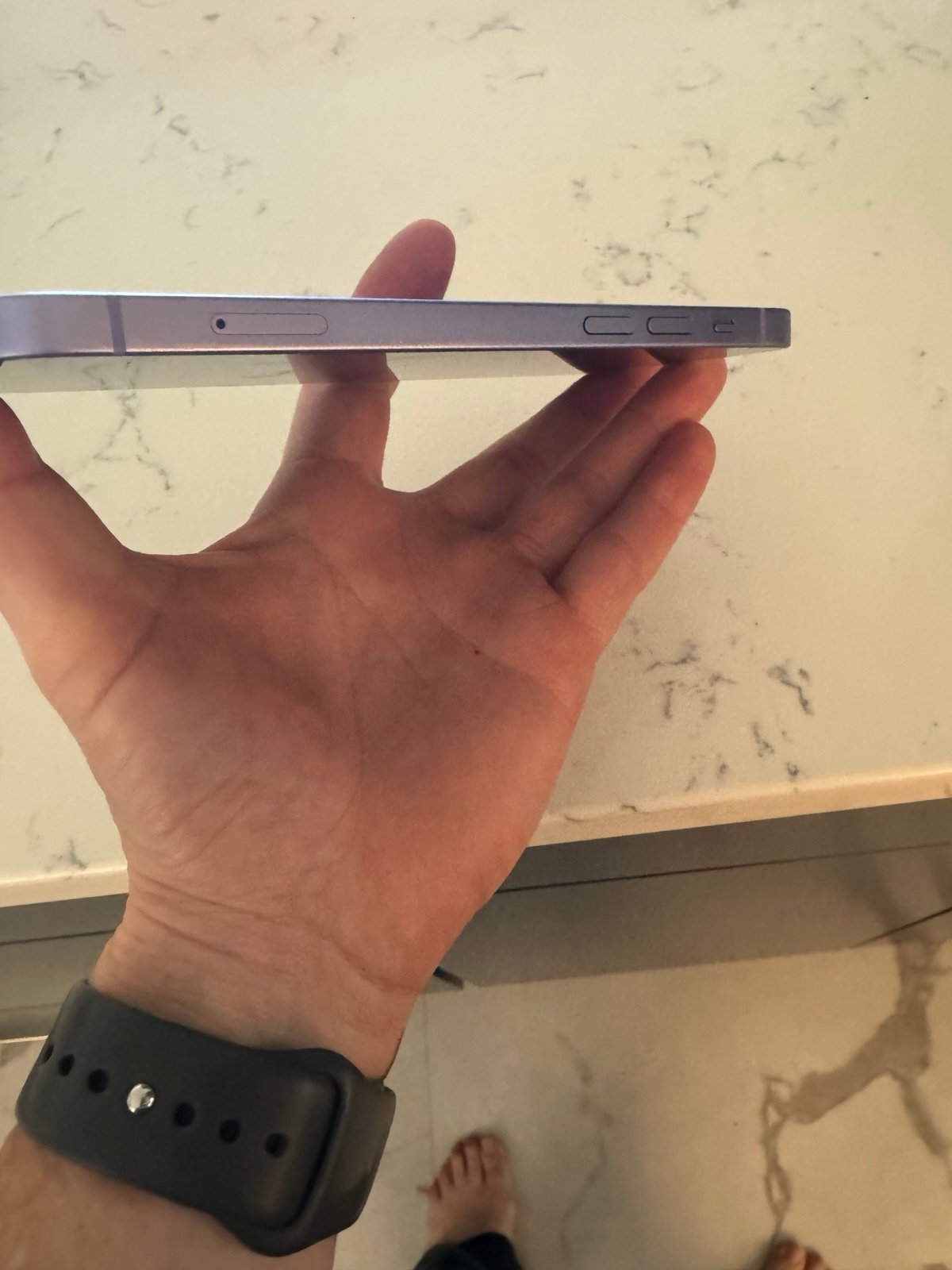 iPhone 12 Great Condition 2P82