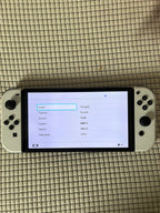 Nintendo switch oled black and white  bundle 2W33