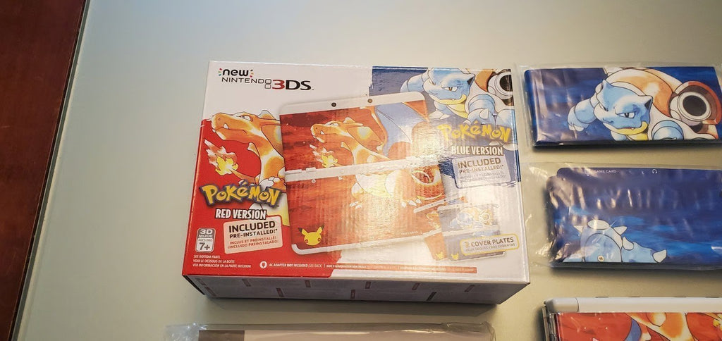 Dual IPS NEW Nintendo 3DS Pok茅mon 20th Anniversary Edition & NIB Cover Plates