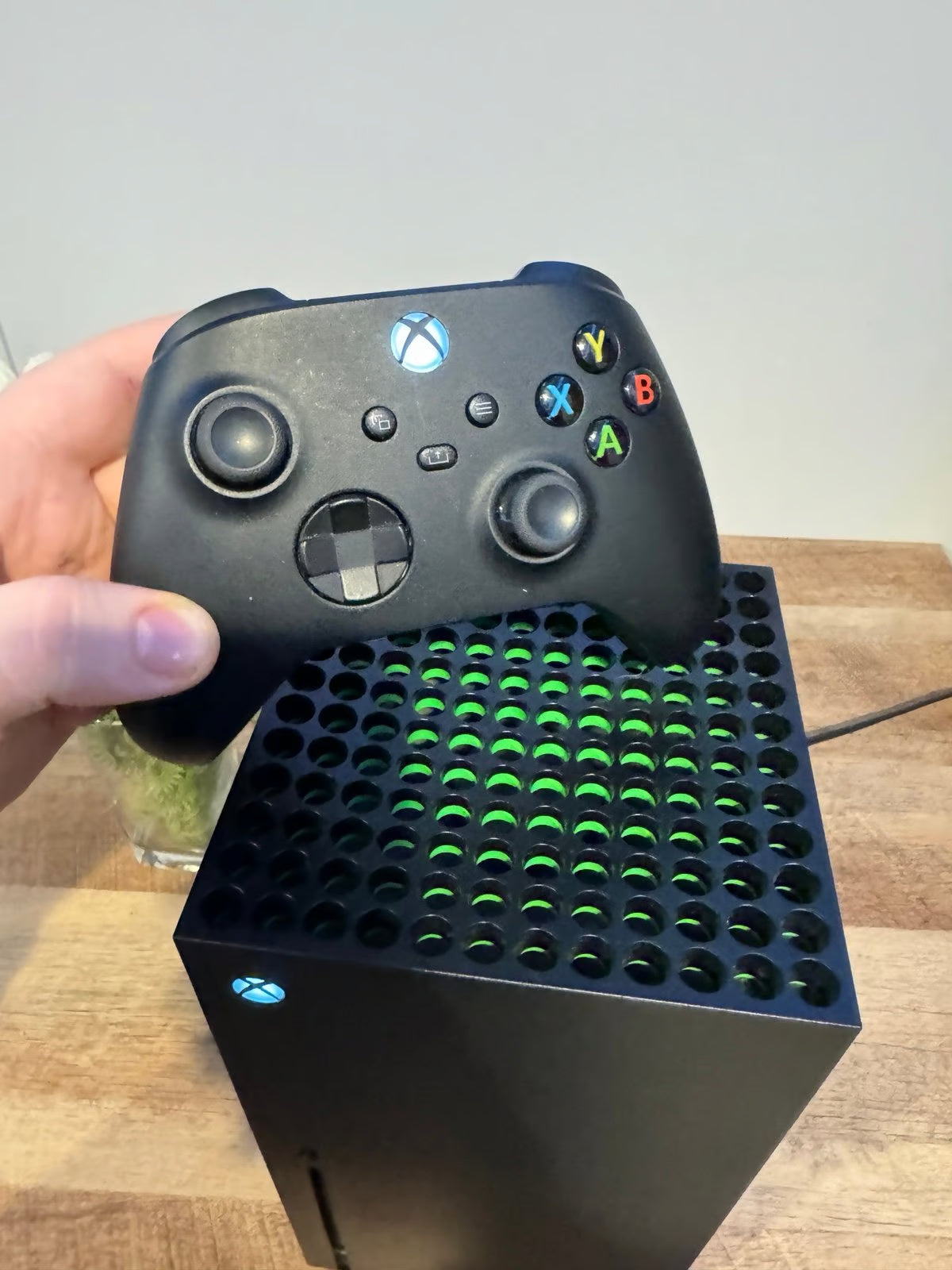 LIKE NEW XBOX SERIES X 7Y89