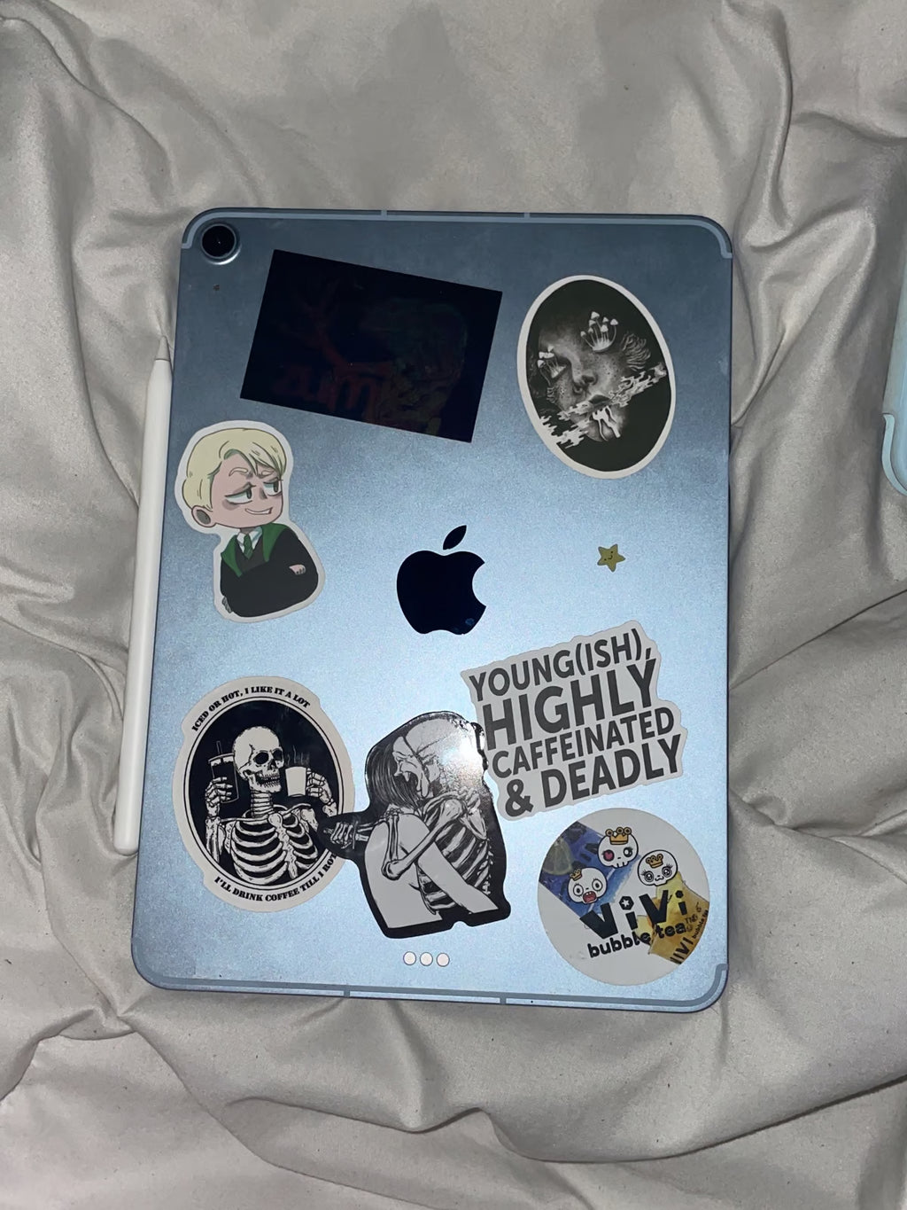 iPad Air with Apple Pencil 9T22