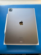 Apple M2 iPad Pro 12.9�?6th Generation 1 TB in Space Gray + Pencil + Case 1H39