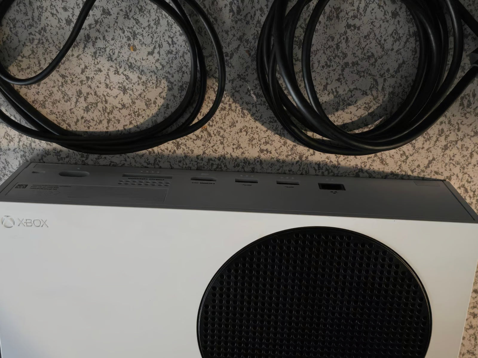 Xbox Series S 1 Tb & External Hard drive 1 tb 8M51