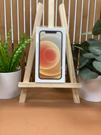 Apple iPhone 12 64 GB in White 7A73