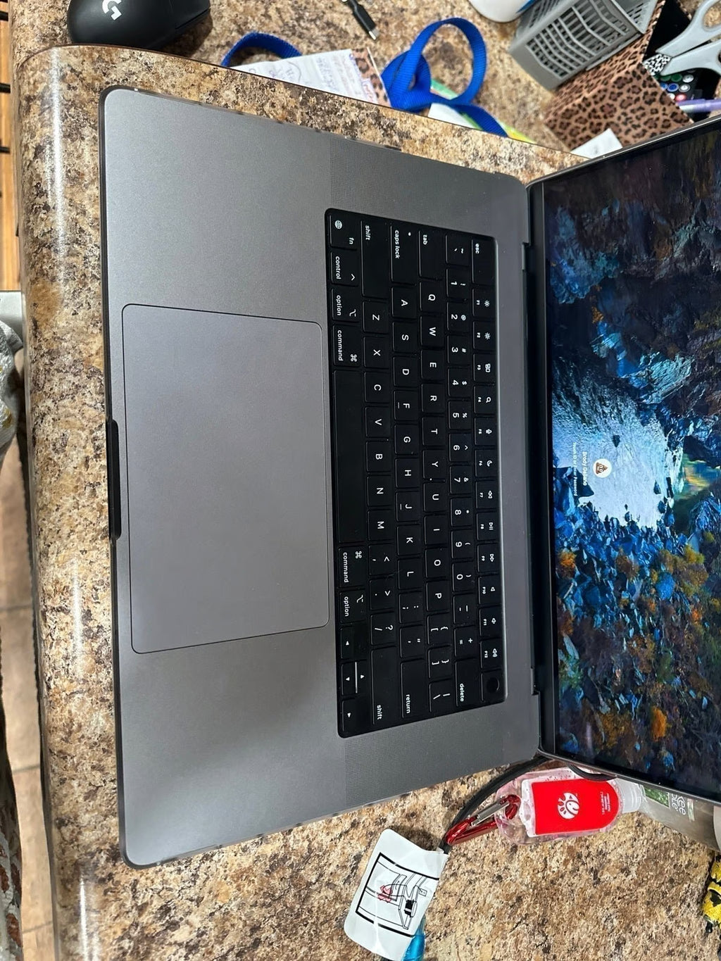 MacBook pro 2021 16 inch 9T67