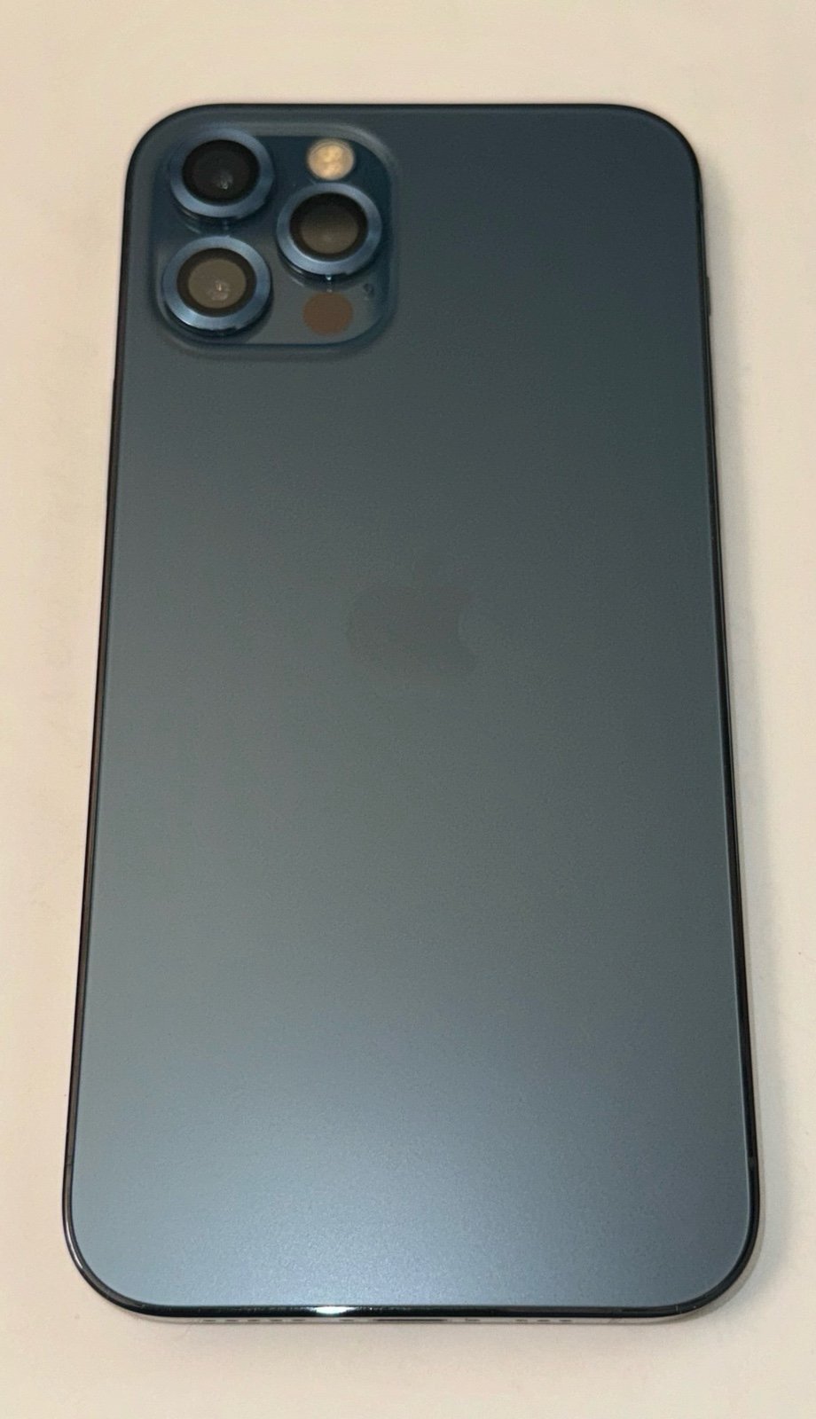 Apple iPhone 12 Pro 256 GB in Pacific Blue Unlocked 5Q21