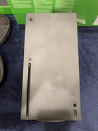 Xbox Series X with Elite Series 2 controller 2E22