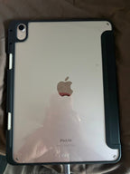 Apple iPad Air and Apple Pencil 6G23