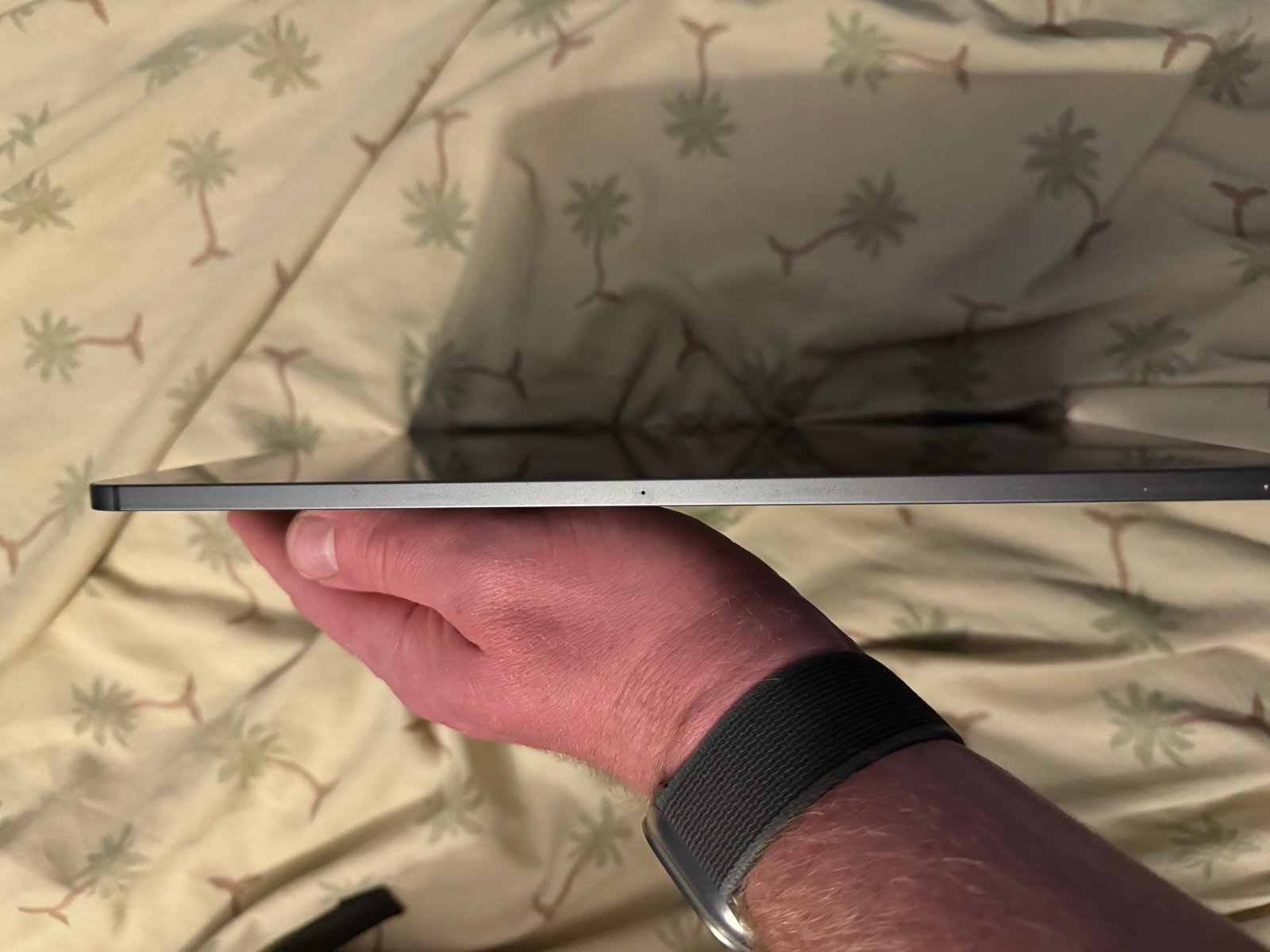 iPad Pro 12.9 128gb 5th Generation WiFi + Cellular Verizon 2T99