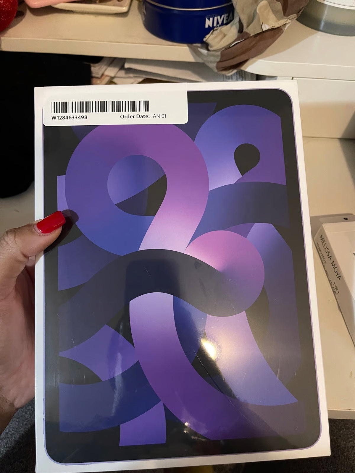 Apple iPad Air 5th Generation 64 GB 9N27