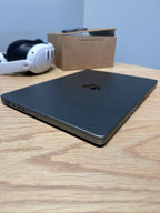 macbook pro 13 2023 m3 5J21