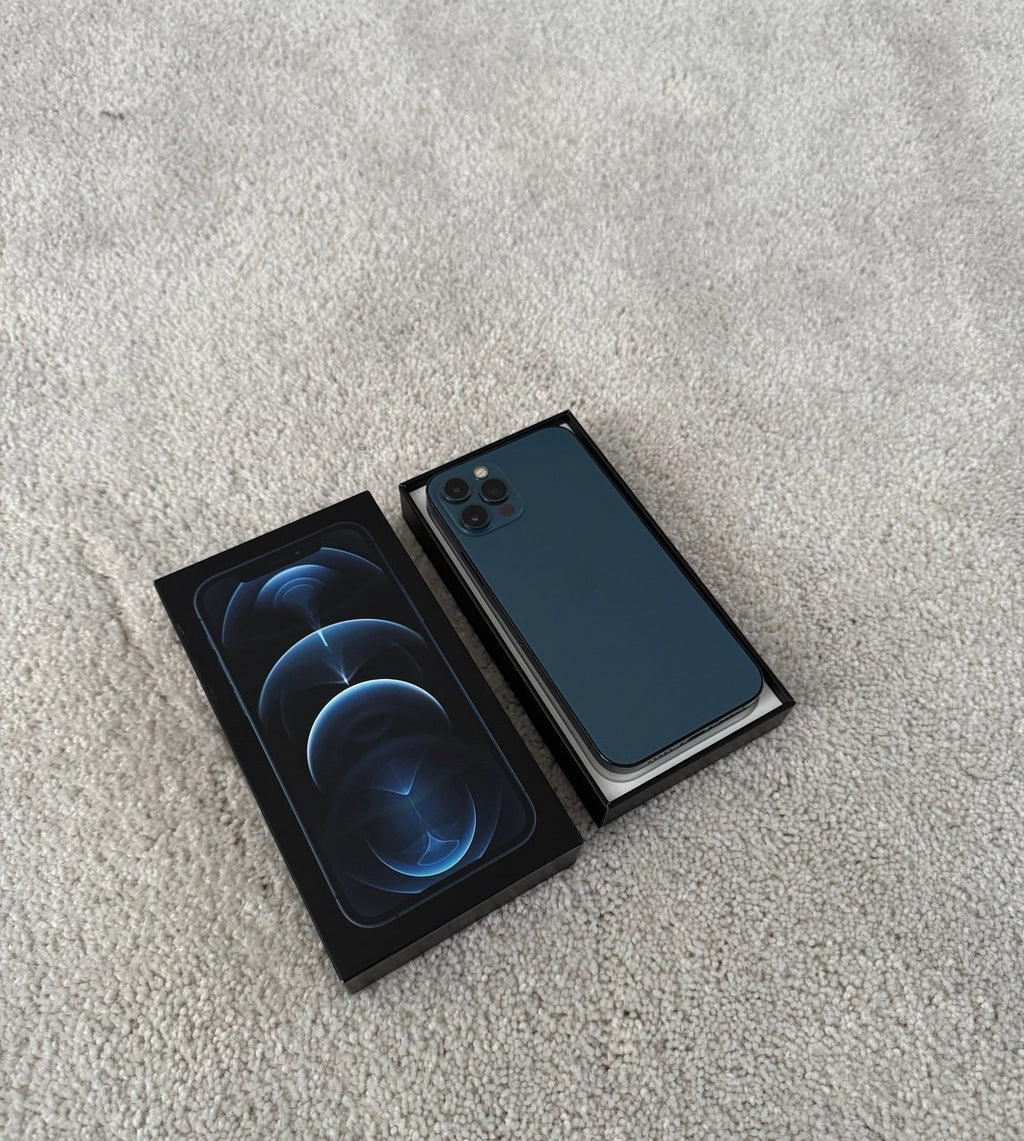 iPhone 12 Pro - Pacific Blue - 256GB - Unlocked 3L11