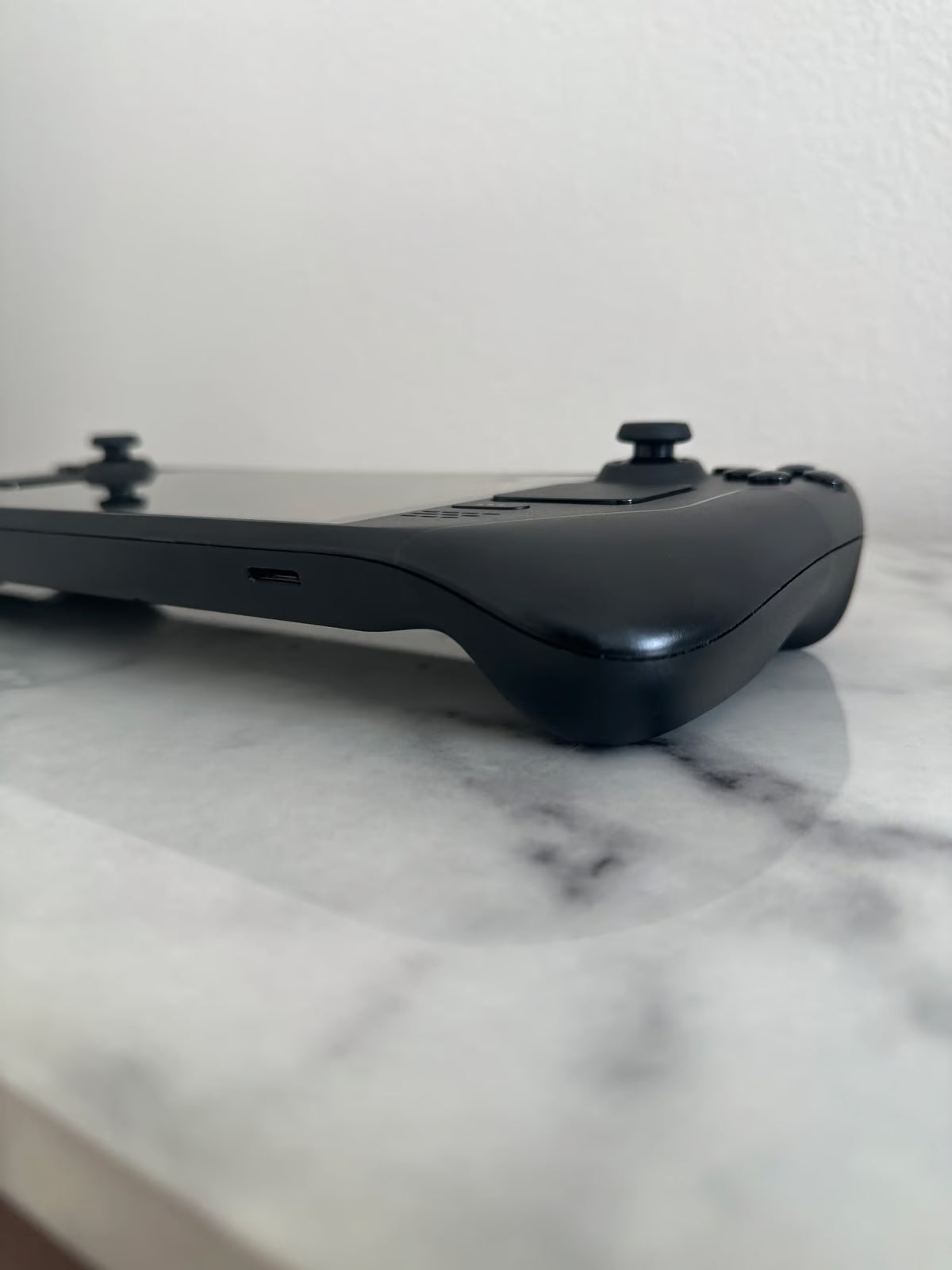 Steam Deck OLED 512gb with extra dock 1F32