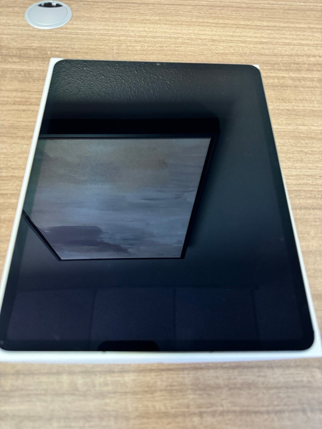 Apple IPad Pro 12.9�?5th Generation 128GB wifi+cellular (Space Gray) 2Q85