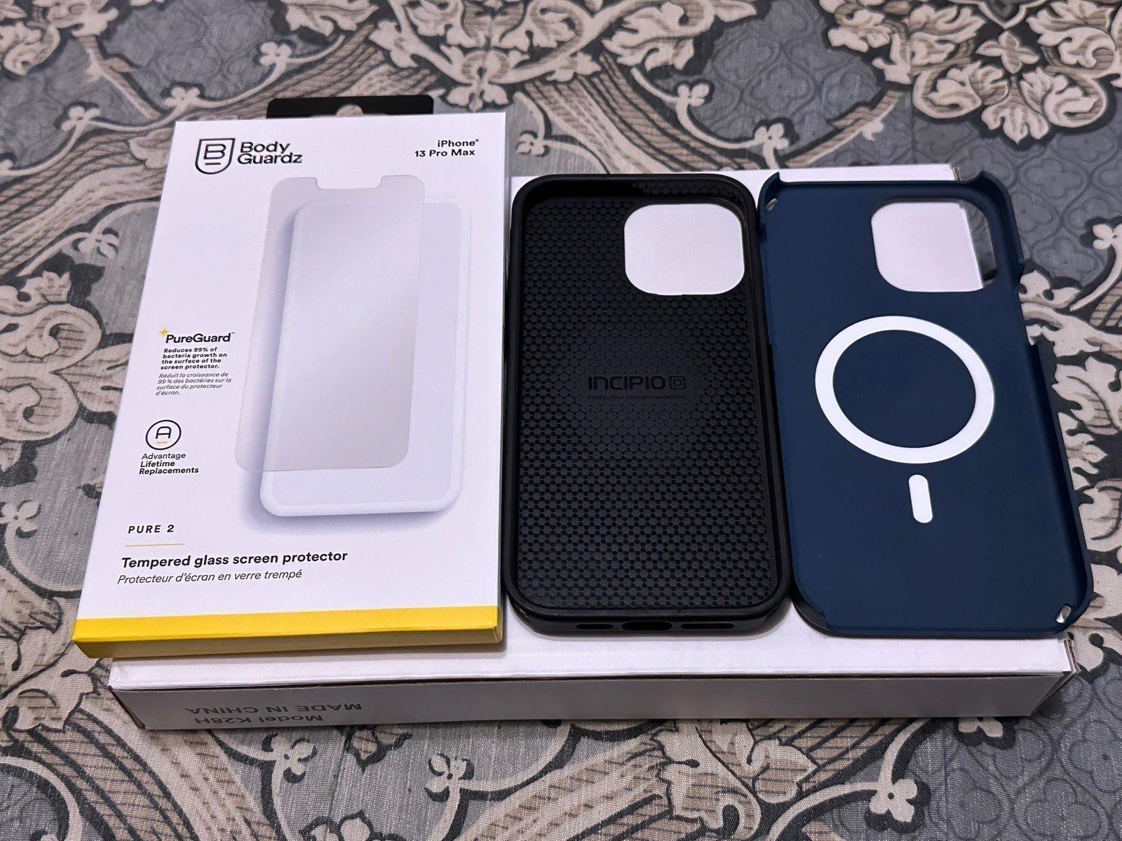 Apple iPhone 13 Pro Max 1 TB Unlocked 2Z25