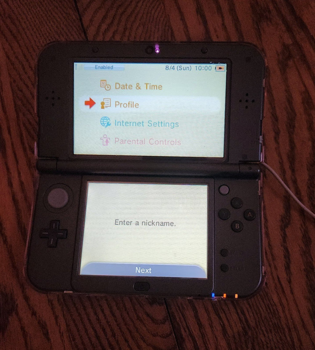 Nintendo 3DS XL Hyrule Edition (Very good condition!) (CIB!) READ DESCRIPTION!