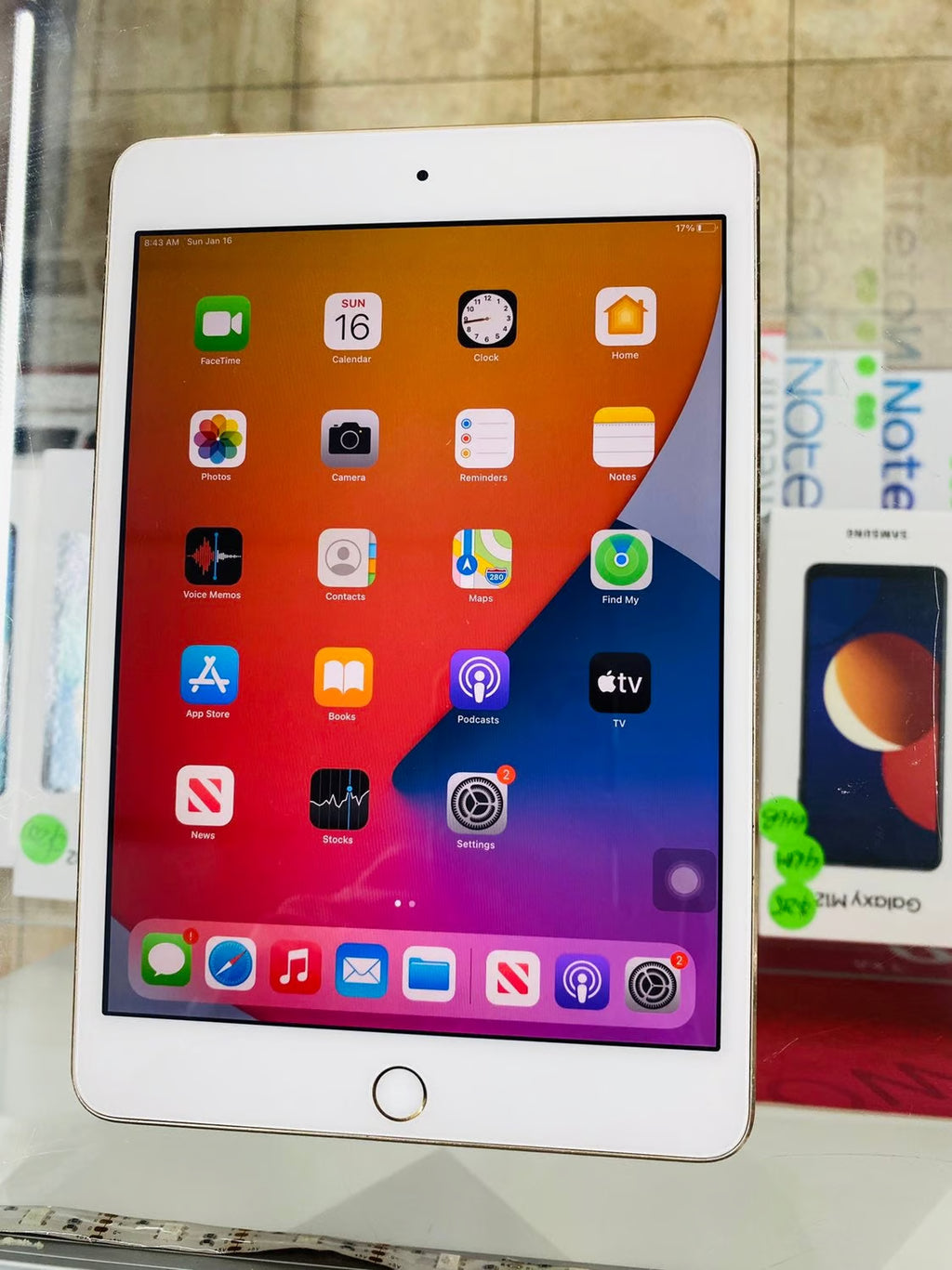 Apple ipad mini 4th 128gb 5T25