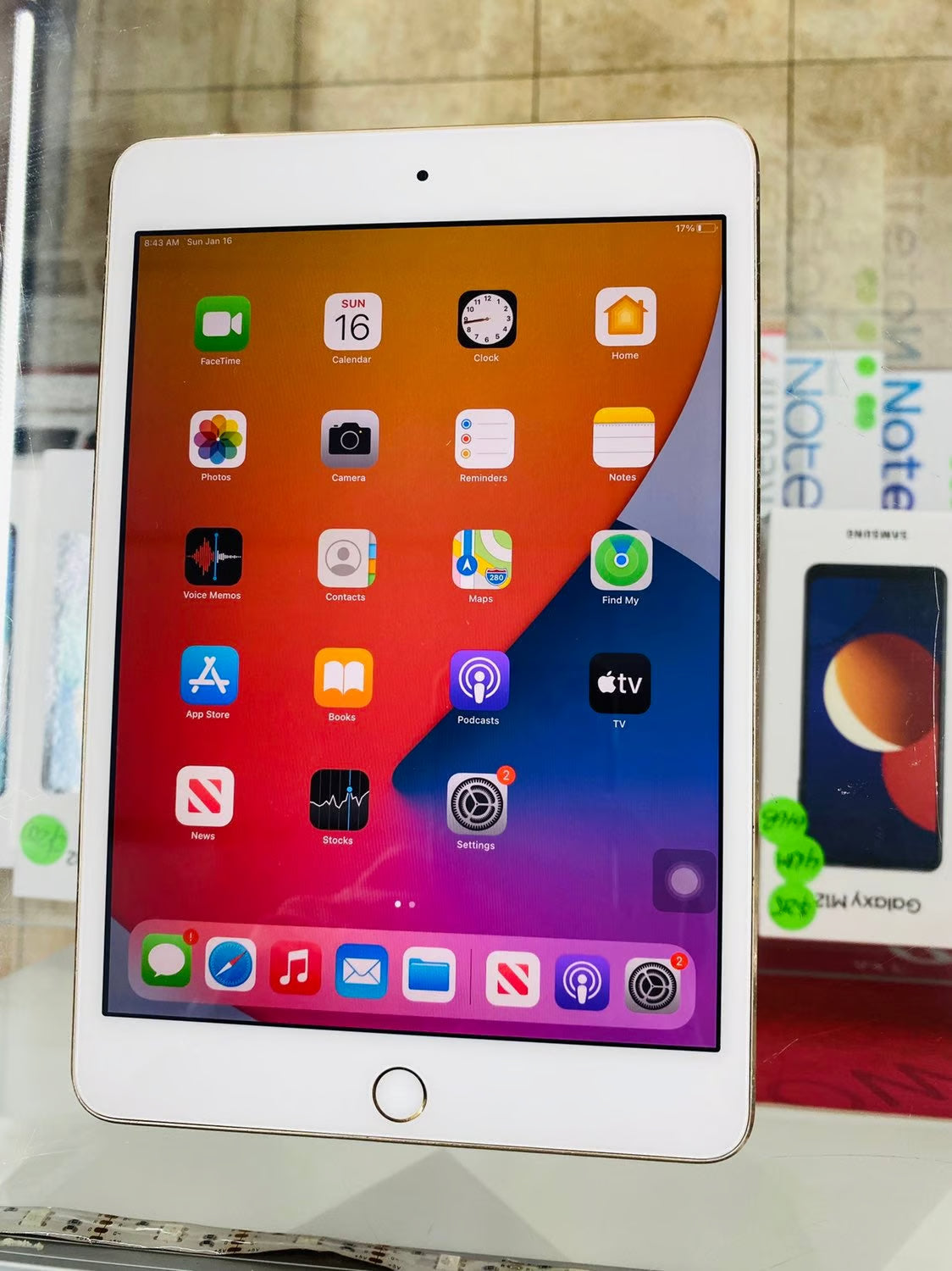Apple ipad mini 4th 128gb 5T25