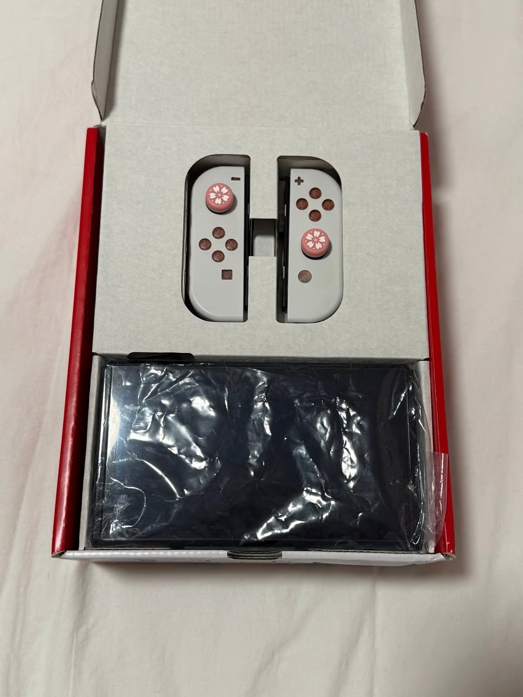 Nintendo Switch OLED custom pink white 7M13