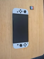Nintendo switch oled bundle 8Q17