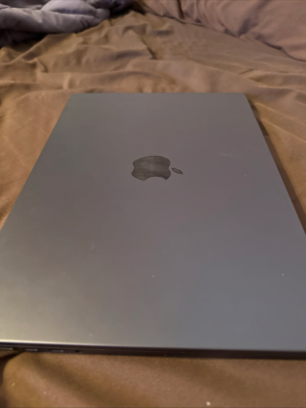 Apple MacBook Pro 14鈥?M3 Pro. Still has warranty 9J38