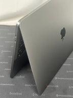 Apple Macbook Pro 13in.  M1 3.2 GHz  512GB SSD 16gb ram 5G78
