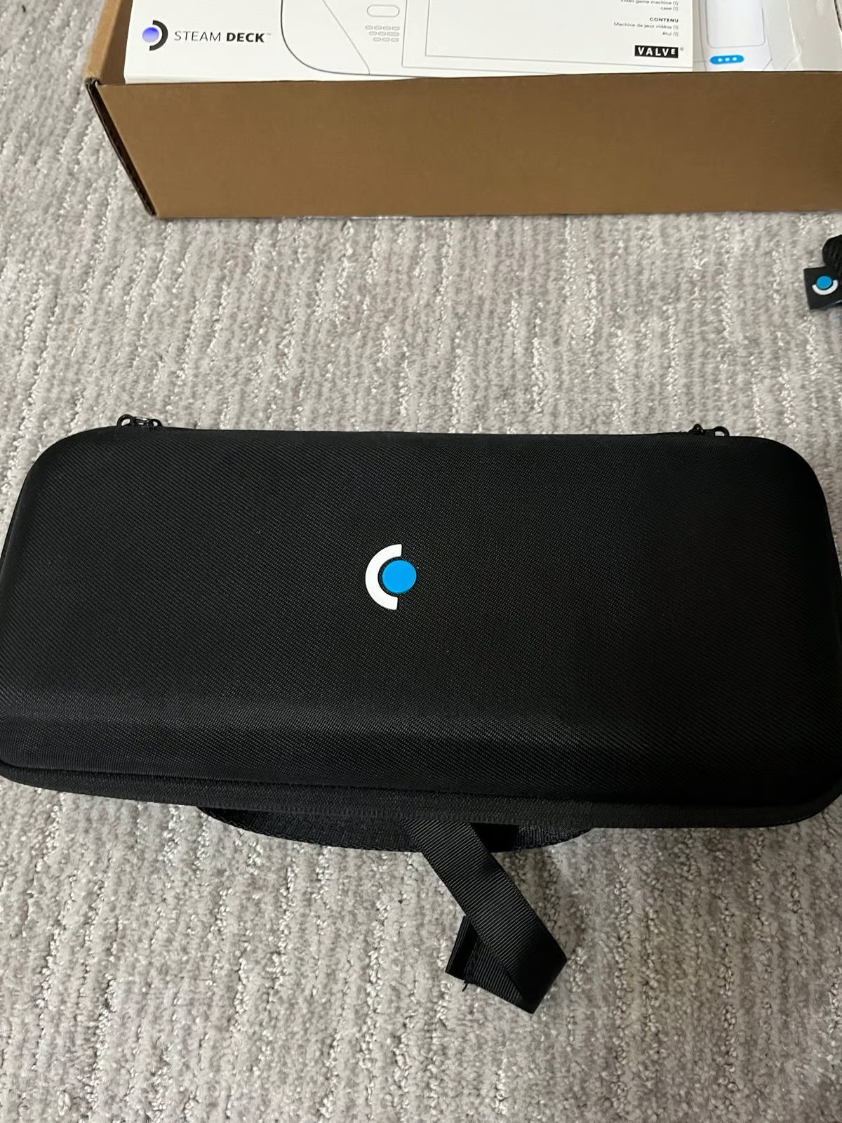 Steam Deck LCD 512gb handheld video game gaming console 2F92