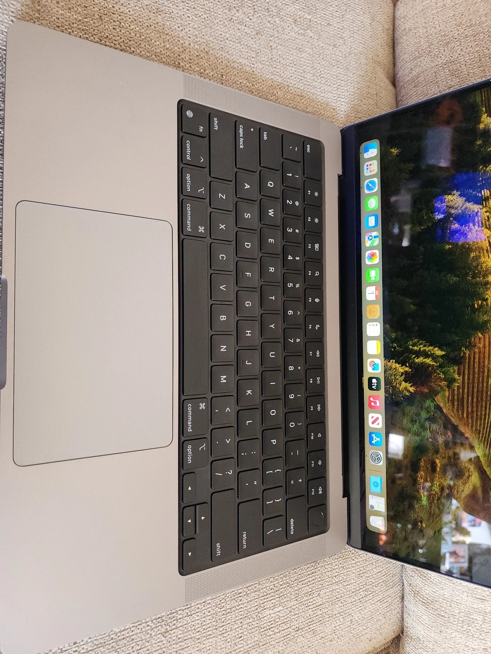 MacBook Pro 14 inch M2 pro (2023) 8U18