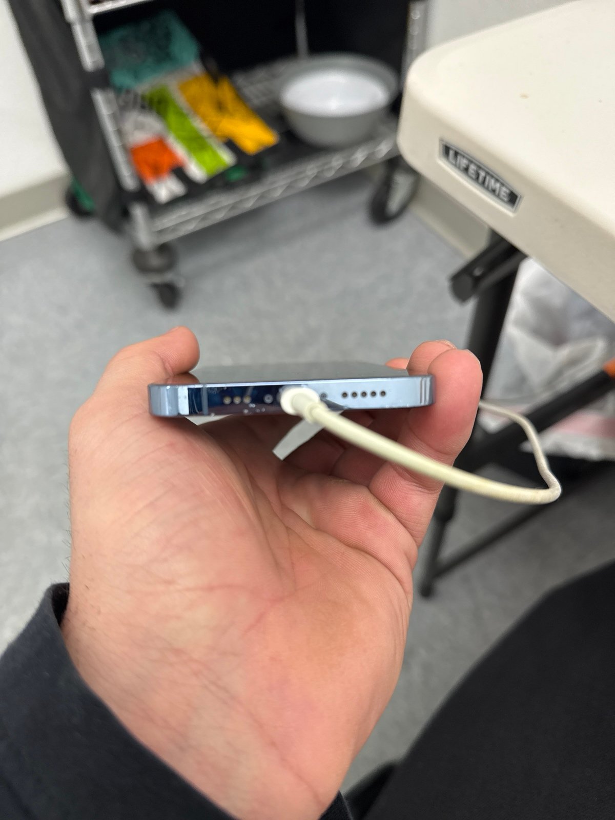 Apple iPhone 13 Pro 256 GB in Sierra Blue  Unlocked 5A39