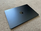 Apple Macbook Air 13in.  M2 3.49 GHz  256GB SSD 5C65