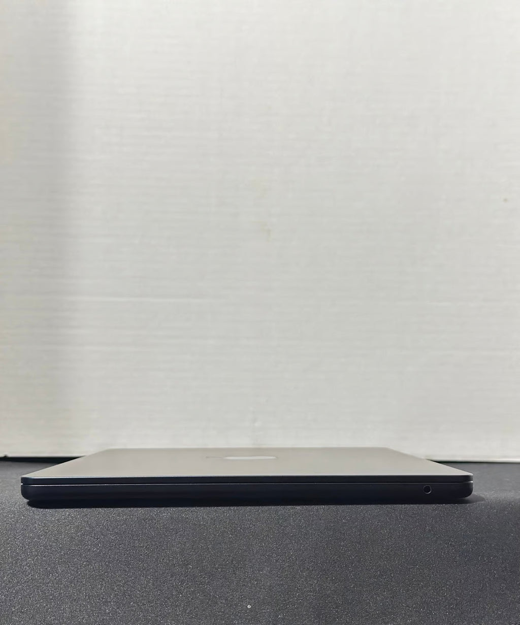 M2 Macbook Air 21 BATTERY CYCLES 9D79