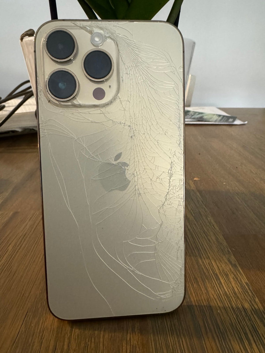 iphone14 pro max phone unlocked 2R93