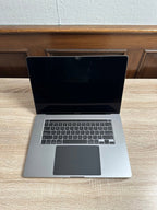 MacBook Pro 16 Inch 512 GD SSD 2019 Version 7A21