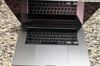 EXCELLENT Apple MacBook Pro Touch 16 inch 2.4GHz 8 Core i9 32GB 1TB SSD 1U97