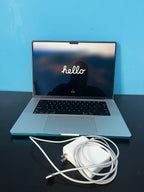 M1 macbook pro 16鈥?512 GB SSD Silver 2Y13