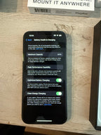 Unlocked Apple iPhone 13 Pro 512GB in Graphite 7X27