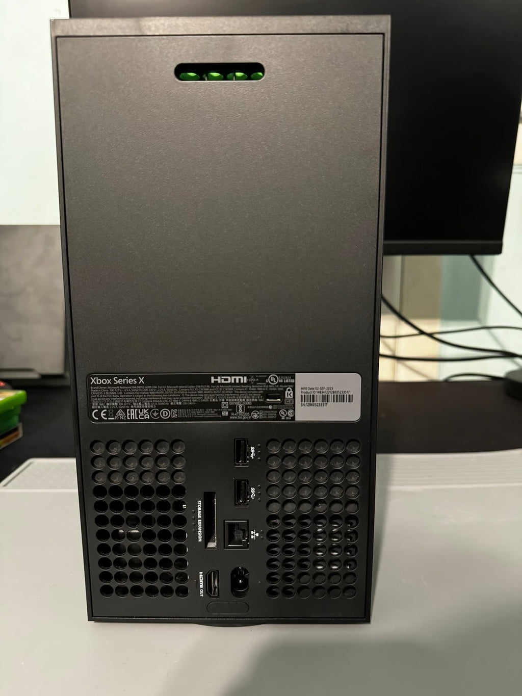 Xbox Series X W/ Games 6B18