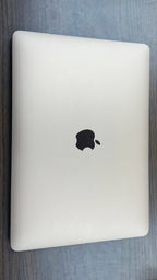Gold 2020 MacBook Air M1 13in (like new) 512gb 5P85
