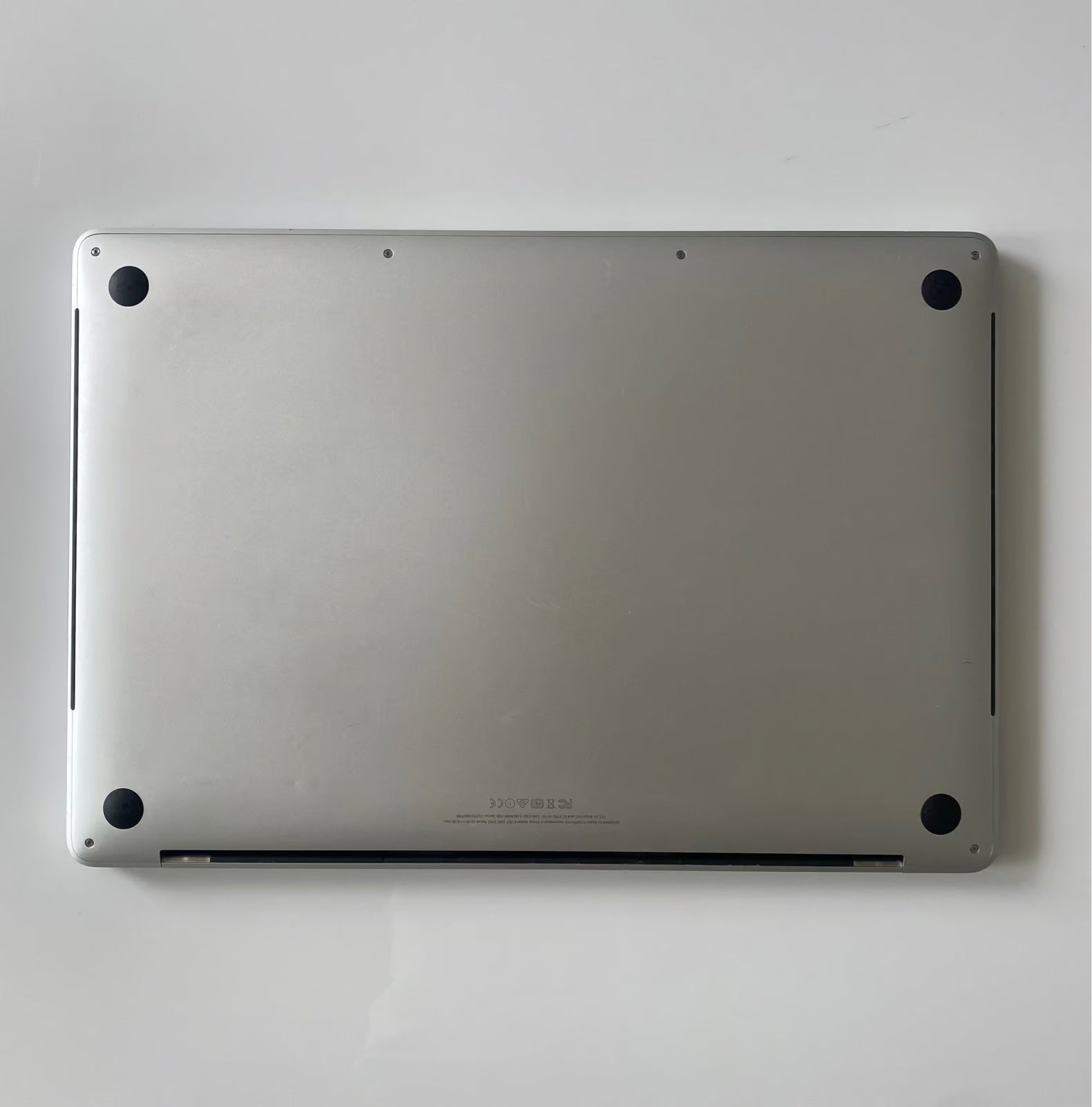 MacBook Pro 15-inch 7E77