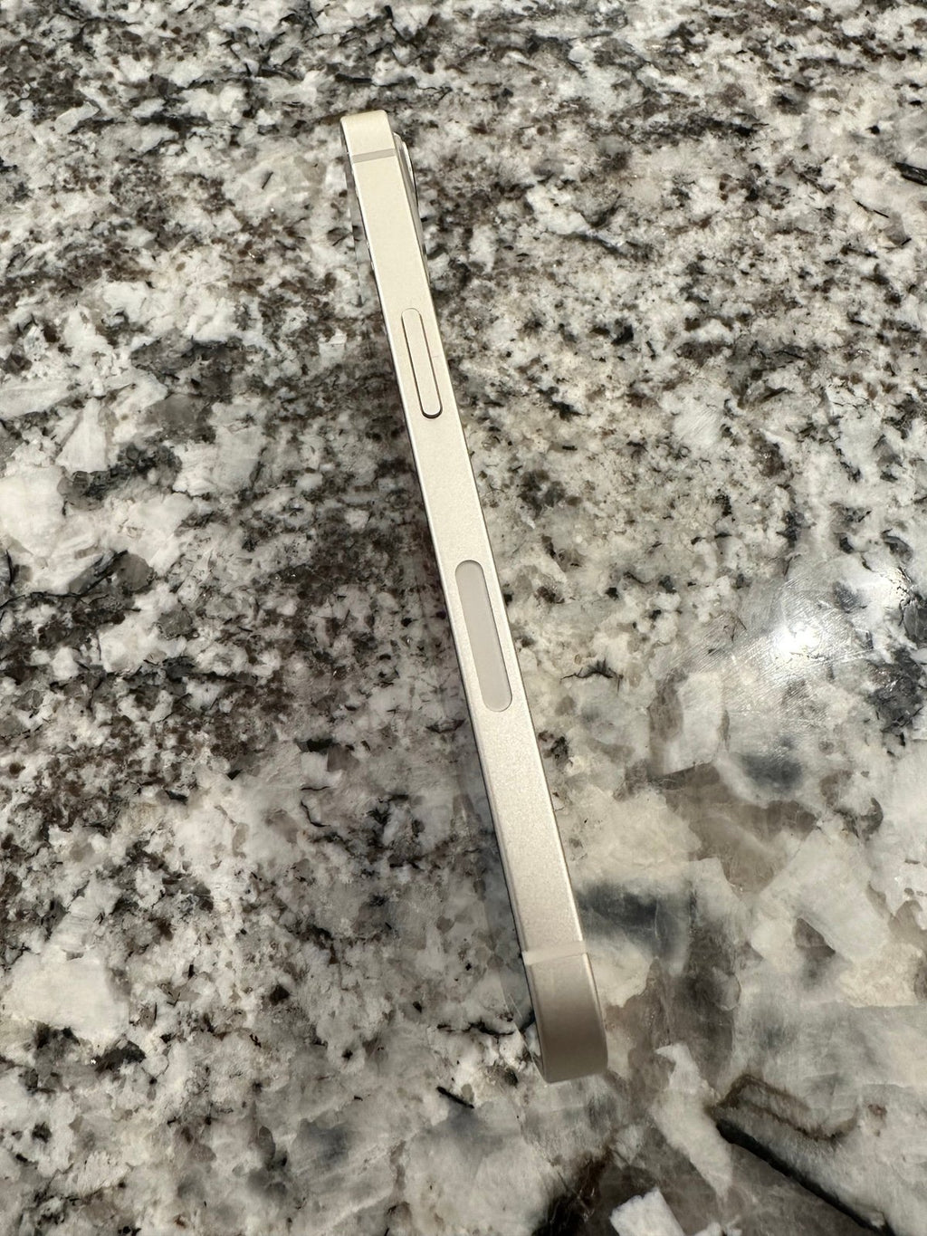 Apple iPhone 13 128GB White 6Q93