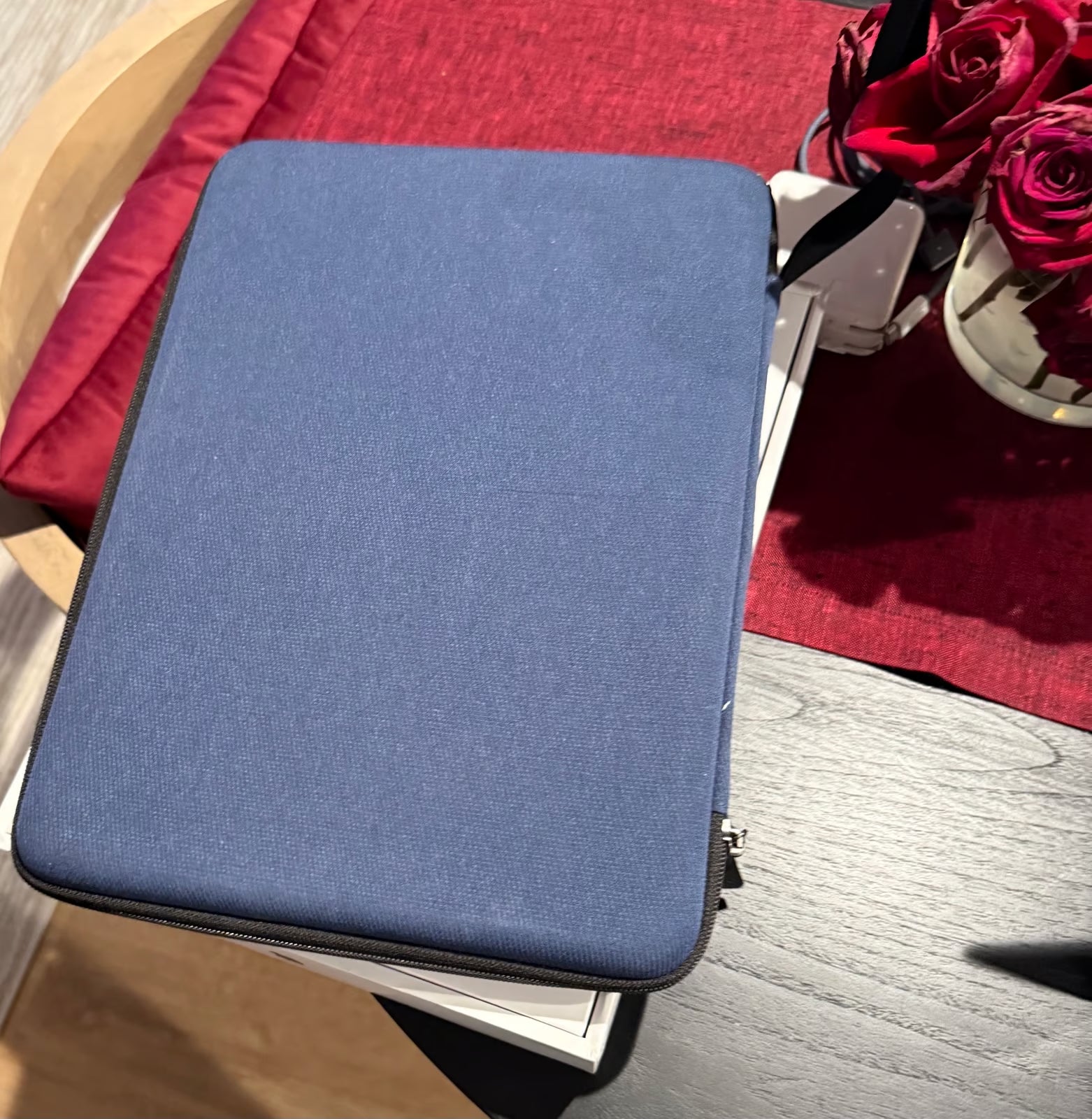 LIKE NEW MacBook Air 9H89