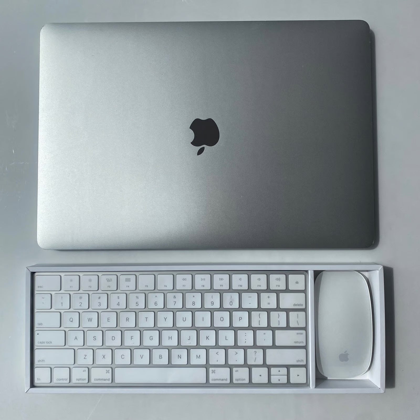 MacBook Pro 15-inch 7E77